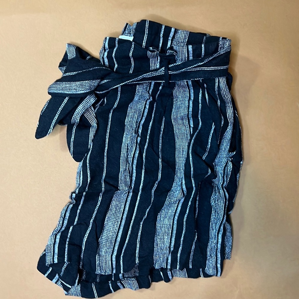H&M Fabric Shorts